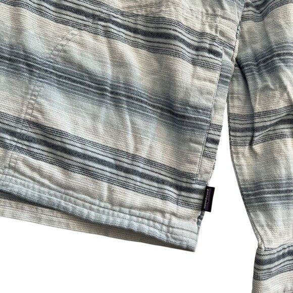 Patagonia Mens Organic Cotton Stripe Hooded Shirt Blue M Beachy Coastal Surf - Picture 4 of 11